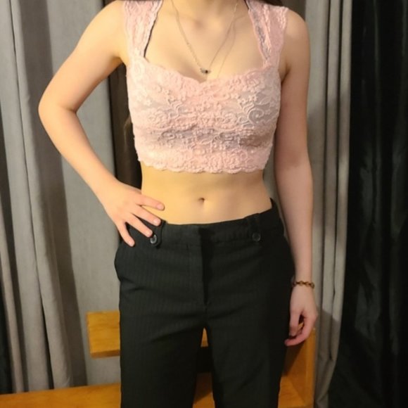 Lace Crop Top - Picture 2 of 3